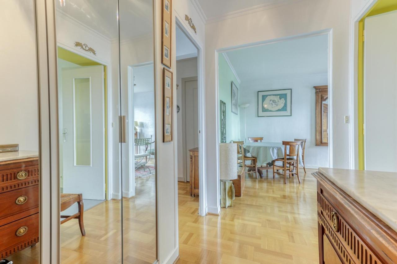 Appartement Large And Bright 2 Bdrs Flat With View - Paris 20 Extérieur photo